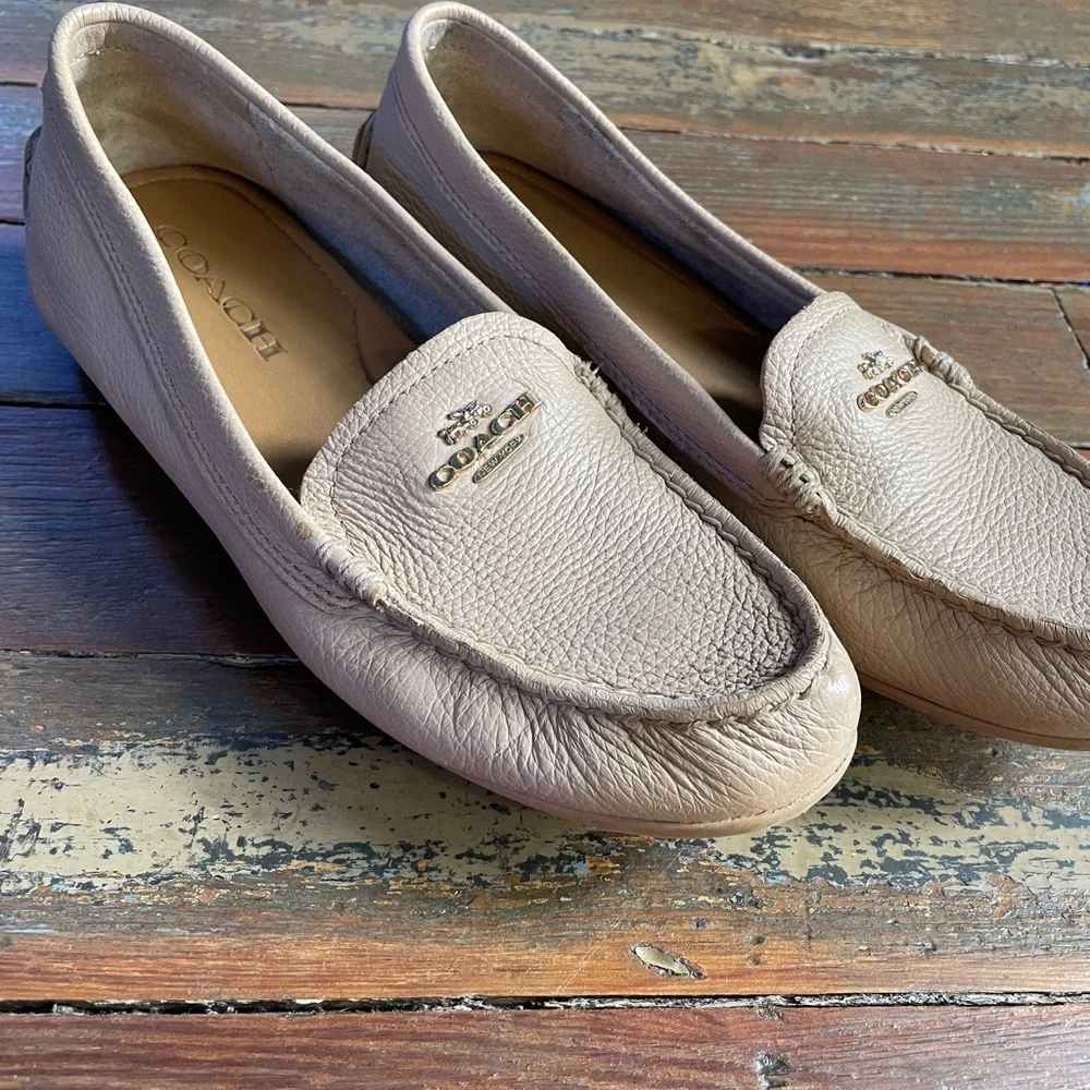 Coach Marley Driver Leather Loafers Quiet Luxury Slip On Metal Logo- Sz 6 🧡🎀